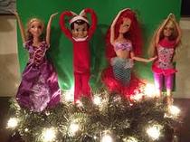 What is your elf doing or bringing this year?