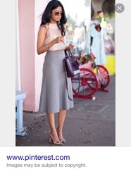 Want does one wear for a dressy night out in town when they are short , size 10 with large thighs