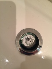 Toilet problems - PigletJohn or any clever person to help please!