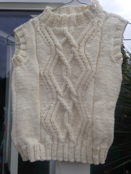 Woolly Hugs. Supporting refugees, lovely crafters and donors, fabulous Mumsnetters we need your help.