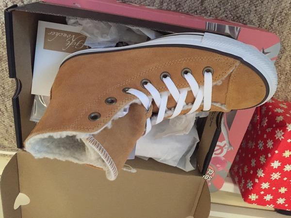 O come all ye festive frugaleers, gather round for festive chat and frugaleering