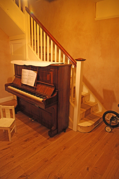 O come all ye festive frugaleers, gather round for festive chat and frugaleering