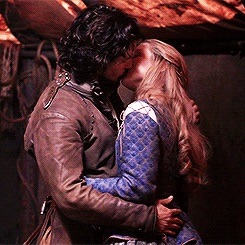 Swagger Inn Thread 118 - Santa baby, I've been an awfully bad girl, can I please have a Musketeer in my Stocking--s--