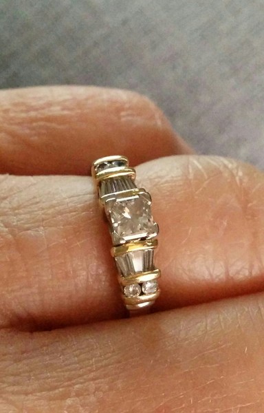 Photos of engagement rings