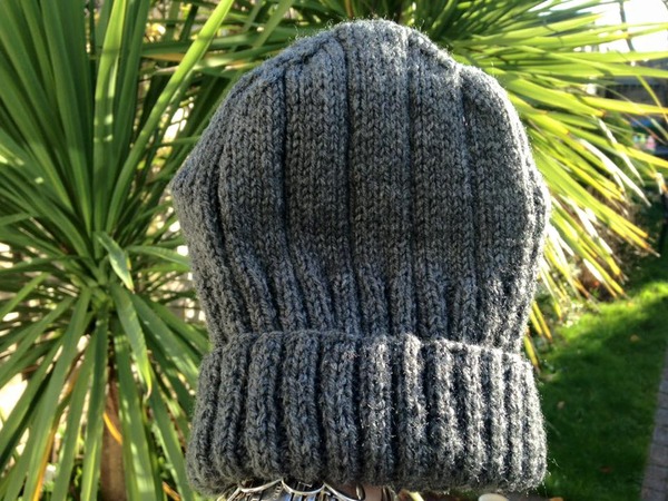 Woolly Hugs. Supporting refugees, lovely crafters and donors, fabulous Mumsnetters we need your help.