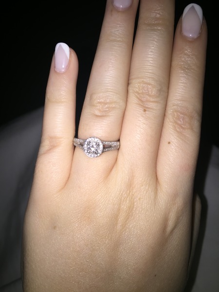Photos of engagement rings