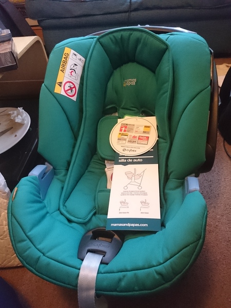 We're multitasking by crocheting and blood testing our way through pregnancy. We are waiting for our clutch of Christmas babies to hatch while our newbies are gearing up for scans, it's JS Grads 42!