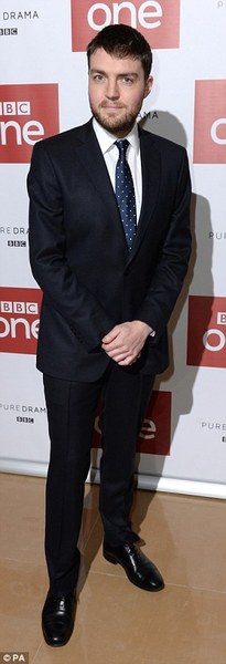 Swagger Inn Thread 119 - Ding dong merrily on high, the Musketeers are waiting