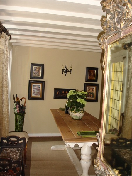 2.2m by 2.8m - is this too small to use as a dining area