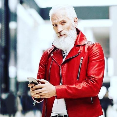 Fashion Santa