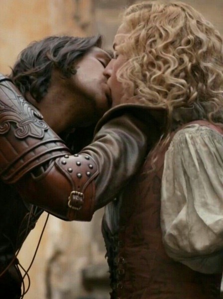 Swagger Inn Thread 118 - Santa baby, I've been an awfully bad girl, can I please have a Musketeer in my Stocking--s--