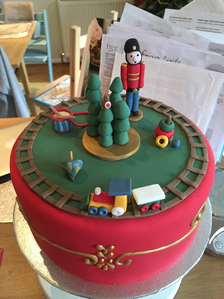 Would anyone enjoy a cake picture thread, for boasting?!