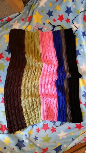 Woolly Hugs. Supporting refugees, lovely crafters and donors, fabulous Mumsnetters we need your help.