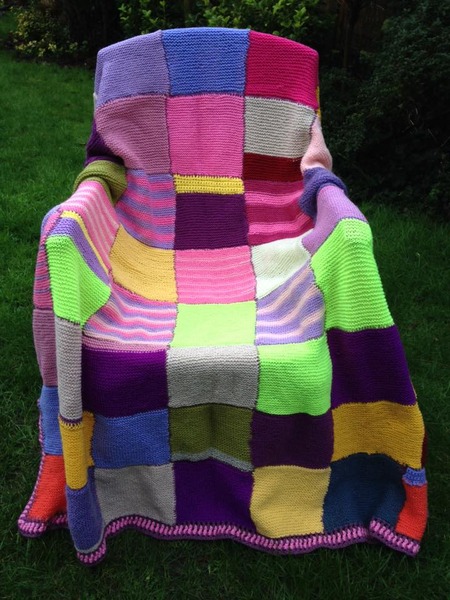 Woolly Hugs. Supporting refugees, lovely crafters and donors, fabulous Mumsnetters we need your help.