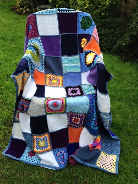 Woolly Hugs. Supporting refugees, lovely crafters and donors, fabulous Mumsnetters we need your help.