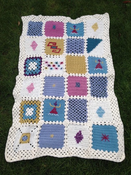 Woolly Hugs. Supporting refugees, lovely crafters and donors, fabulous Mumsnetters we need your help.