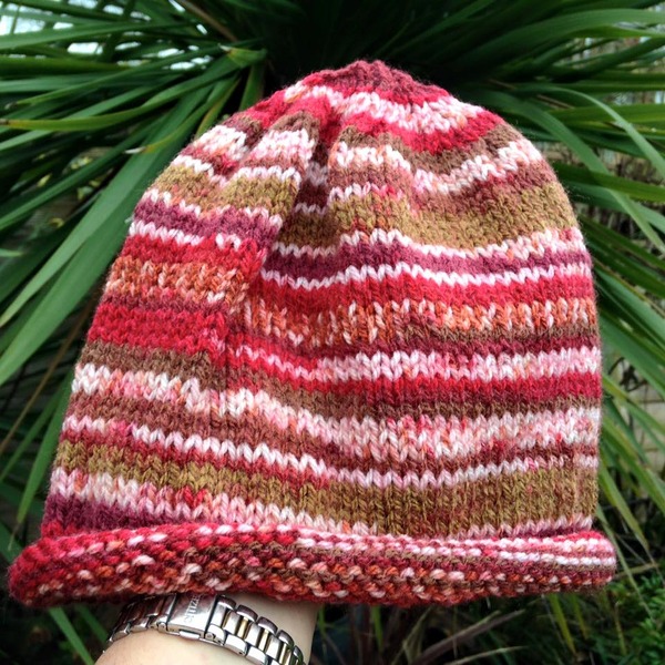 Woolly Hugs. Supporting refugees, lovely crafters and donors, fabulous Mumsnetters we need your help.