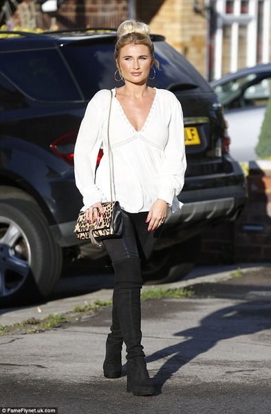 Help! Can I wear thigh high boots over skinny trousers or is that all wrong??