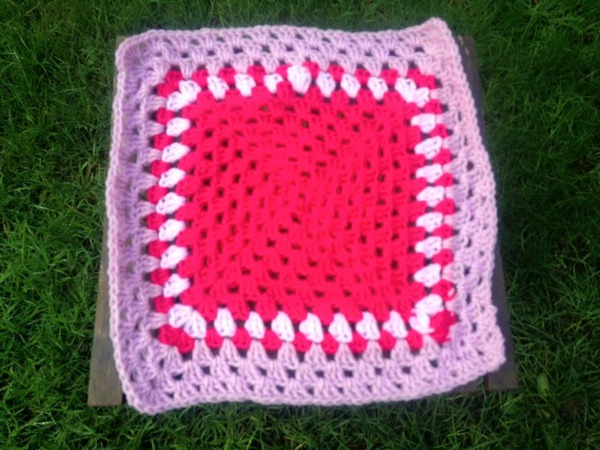 Woolly Hugs. Supporting refugees, lovely crafters and donors, fabulous Mumsnetters we need your help.