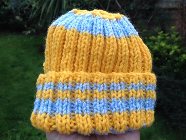 Woolly Hugs. Supporting refugees, lovely crafters and donors, fabulous Mumsnetters we need your help.