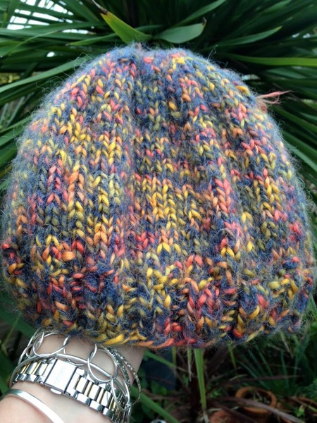 Woolly Hugs. Supporting refugees, lovely crafters and donors, fabulous Mumsnetters we need your help.