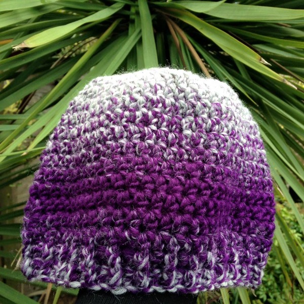 Woolly Hugs. Supporting refugees, lovely crafters and donors, fabulous Mumsnetters we need your help.