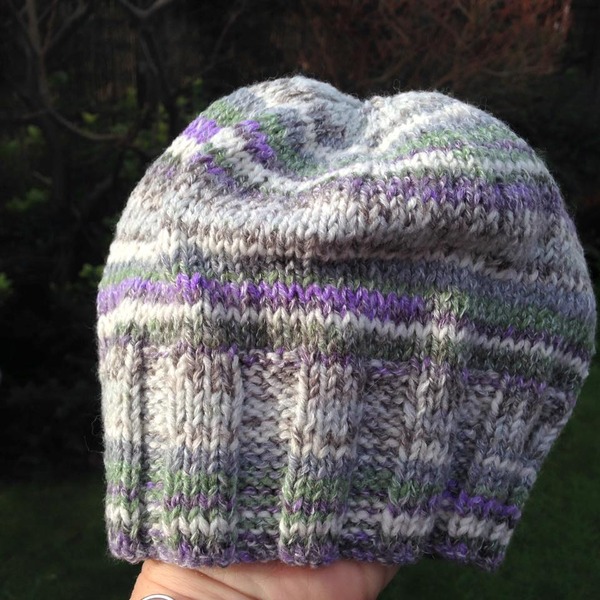 Woolly Hugs. Supporting refugees, lovely crafters and donors, fabulous Mumsnetters we need your help.