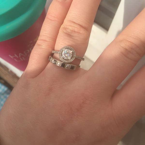 AIBU unreasonable to just want a simple and inexpensive engagement ring