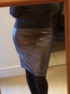 Pencil skirts: how should they fit?