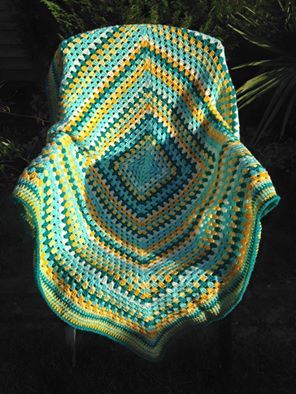 Woolly Hugs. Supporting refugees, lovely crafters and donors, fabulous Mumsnetters we need your help.