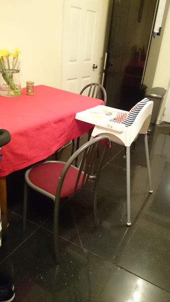 Mugabe Nights: sometimes you wanna go where everybody knows your (sleep deprived) pain!