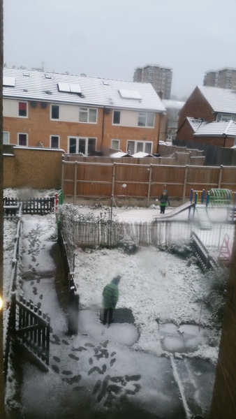 To think that the daily mail or the daily express constantly predicting snowamegdon is a bit ridiculous