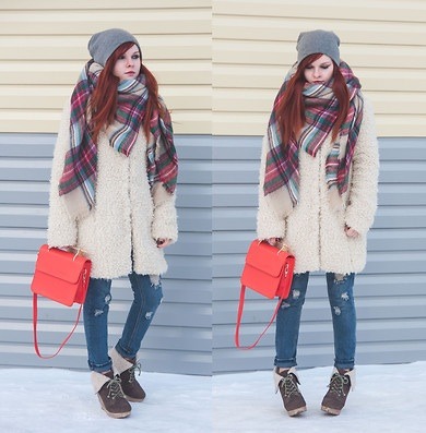 my kids say they are embarrassed by my lack of style! help please!
