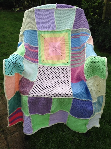 Woolly Hugs. Supporting refugees, lovely crafters and donors, fabulous Mumsnetters we need your help.