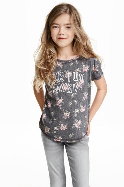 to think the slogan on this girls top from H&M is creepy