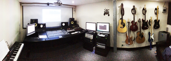 Lyrics you love - a guessing game