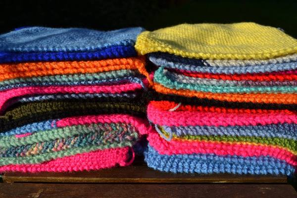 Woolly Hugs. Supporting refugees, lovely crafters and donors, fabulous Mumsnetters we need your help.