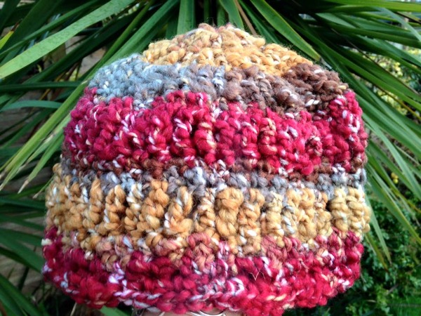 Woolly Hugs. Supporting refugees, lovely crafters and donors, fabulous Mumsnetters we need your help.