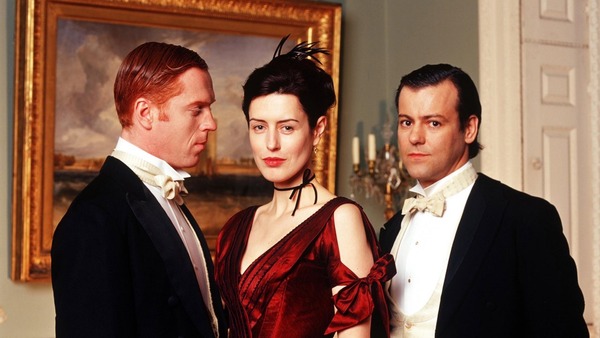 to fancy rupert graves [inspecter lestrade] from 'sherlock holmes' ?