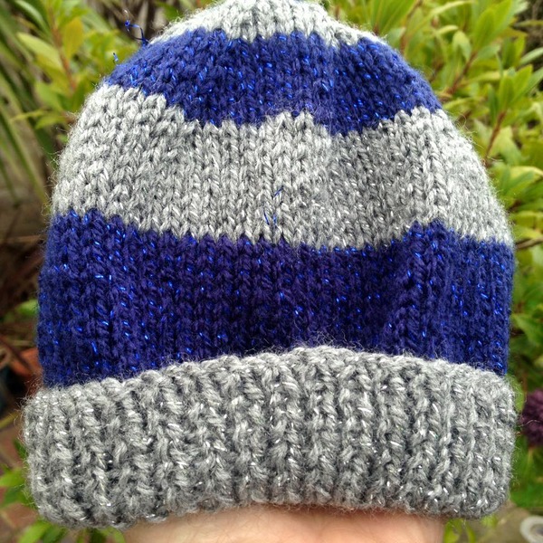 Woolly Hugs. Supporting refugees, lovely crafters and donors, fabulous Mumsnetters we need your help.