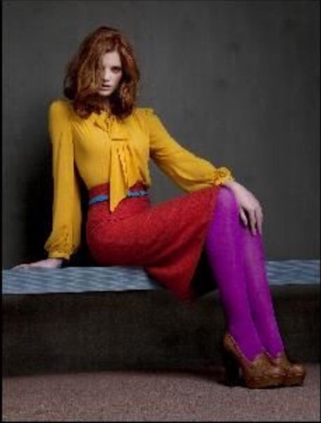What to wear with a bright red skirt for work right now?