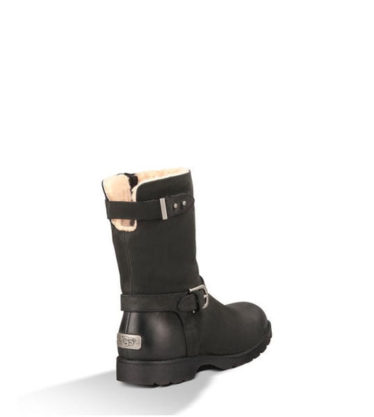 Help me identify these boots