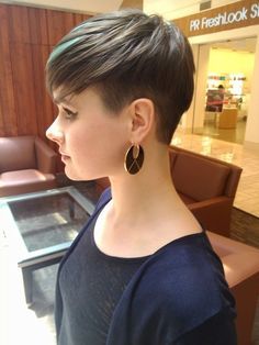 Very sad DD, new haircut please help!