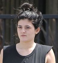 To think Kylie Jenner is the best looking Kardashian/Jenner