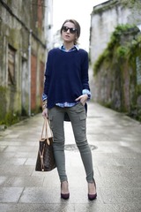 my kids say they are embarrassed by my lack of style! help please!