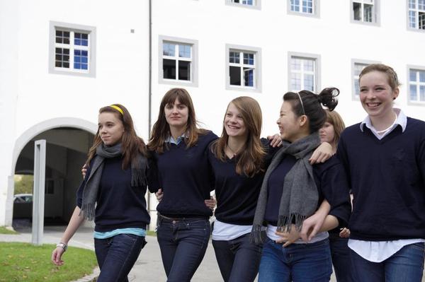 School uniform - I agree with uniform and I realise I chose a school with a uniform policy, BUT ....
