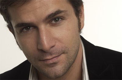 to think this is the most handsome man EVER?