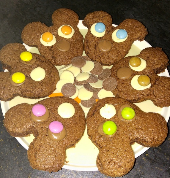 Cadbury Dairy Milk Mixed Buttons Tester Review Thread NOW CLOSED