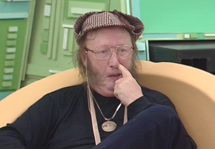 Celeb Big Bro Thread 14 - PWBs: Dig out yesterday's knickers, its time to empty the contents of your laundry basket around the house and channel your inner crusty Steph