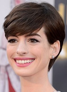 Growing out a pixie cut - help with styling/accessories for transition phases